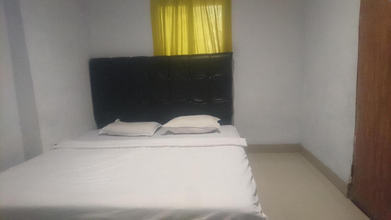Sz Nine One Hotel Medan Exterior foto